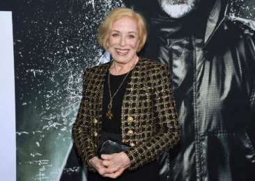 Holland Taylor Net Worth